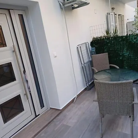 Fotinoula1975 Apartamento Corfu (city)